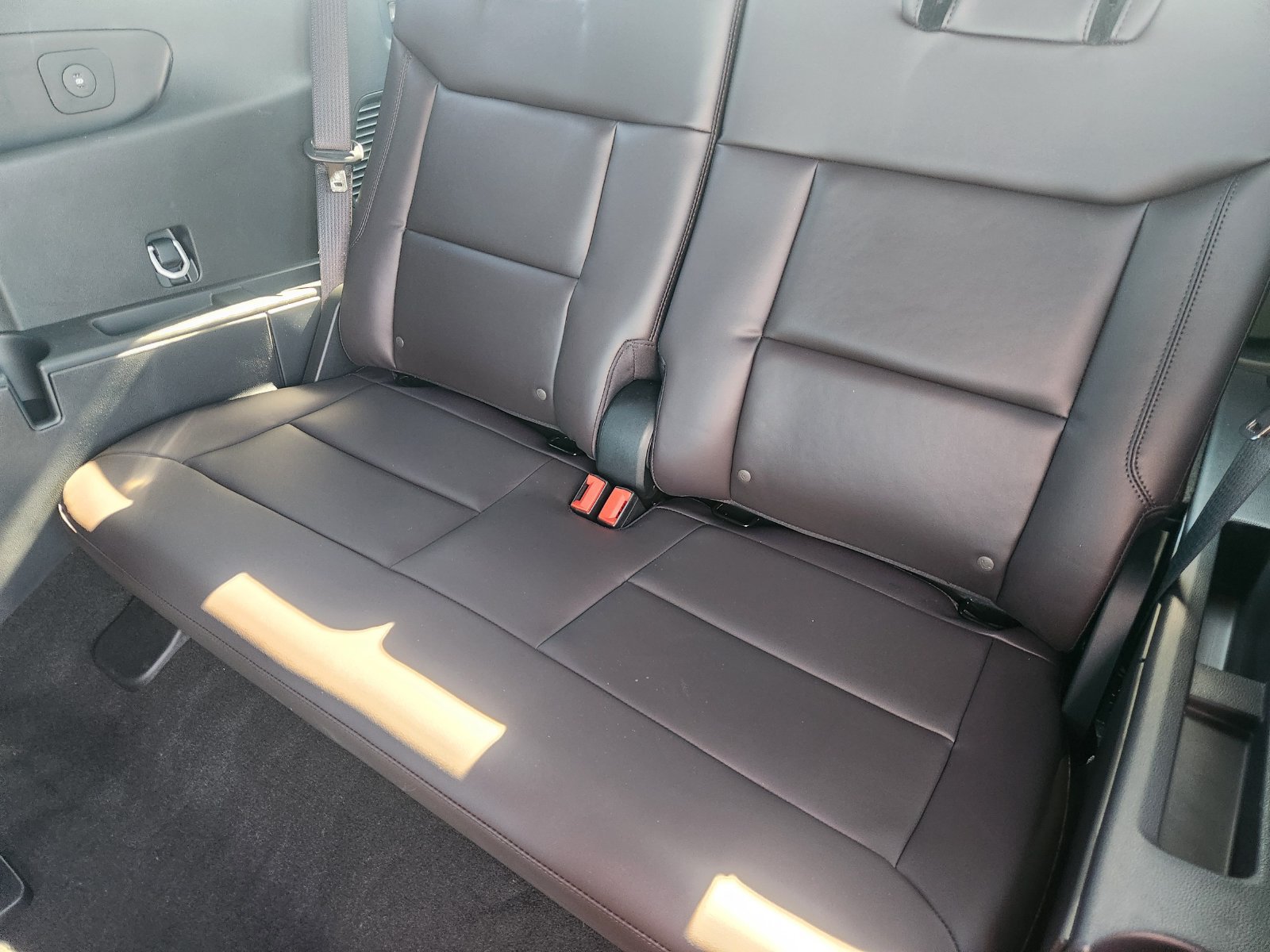 Used 2026 Ford Explorer Platinum RWD image 35