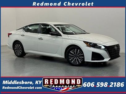 Used 2025 Nissan Altima 2.5 SV