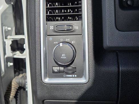 Certified 2020 RAM 1500 Classic Warlock w/ Electronics Group image 17