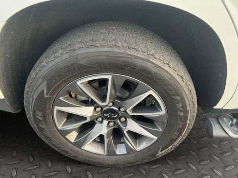 Certified 2023 Chevrolet Tahoe Z71 w/ Z71 Off-Road Package image 24