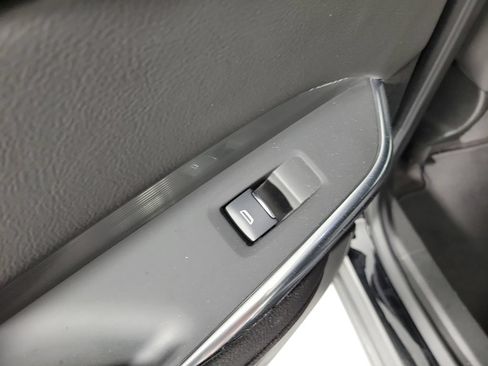 Used 2025 Cadillac XT4 Premium Luxury FWD image 14