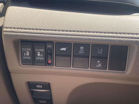 Used 2020 Honda Odyssey EX-L image 29