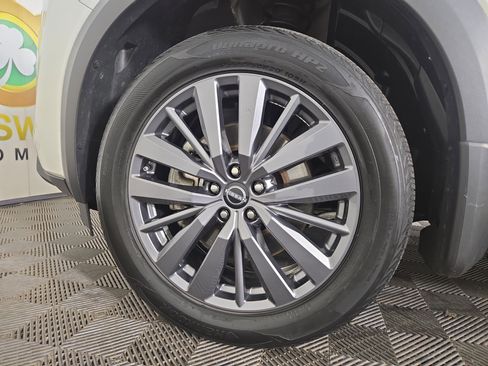 Used 2024 Nissan Pathfinder SL w/ SL Premium Package image 34