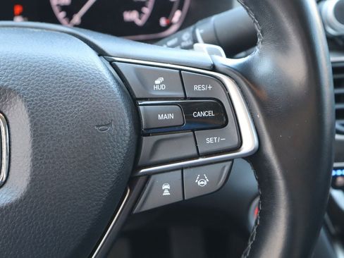 Used 2020 Honda Accord Touring image 13