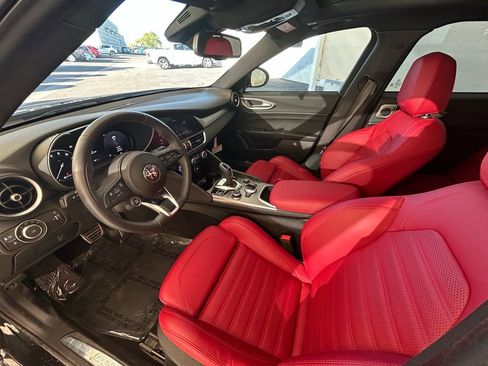New 2024 Alfa Romeo Giulia Ti w/ Performance Driving Package image 24
