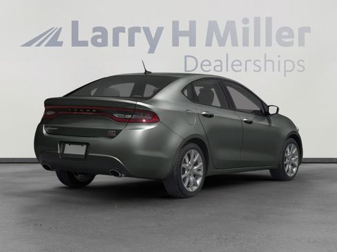 Used 2013 Dodge Dart SXT image 2