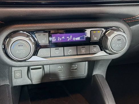 Used 2024 Nissan Versa SR FWD image 15