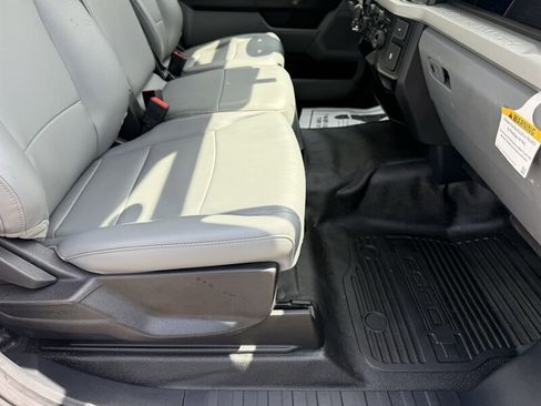 Used 2023 Ford F450 XL w/ XL Chrome Package RWD image 21