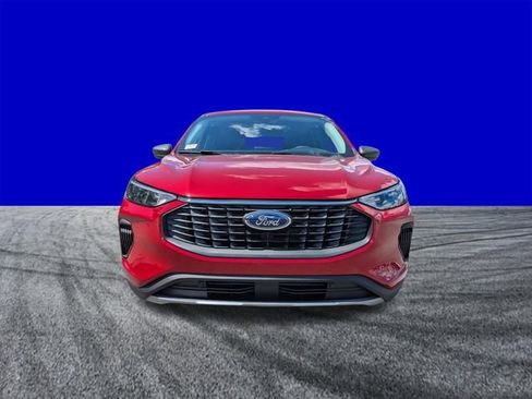 Certified 2026 Ford Escape Active FWD image 9