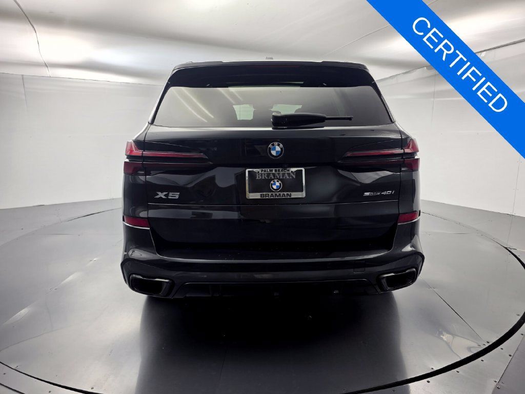 Certified 2025 BMW X5 sDrive40i w/ M Sport Package RWD image 5