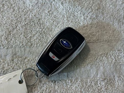 Used 2023 Subaru Crosstrek 2.5i Limited w/ Moonroof Package image 31