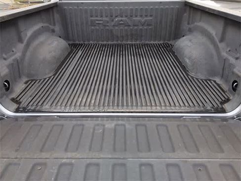 Used 2022 RAM 1500 Big Horn image 32