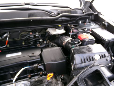 Used 2019 Honda CR-V LX image 25