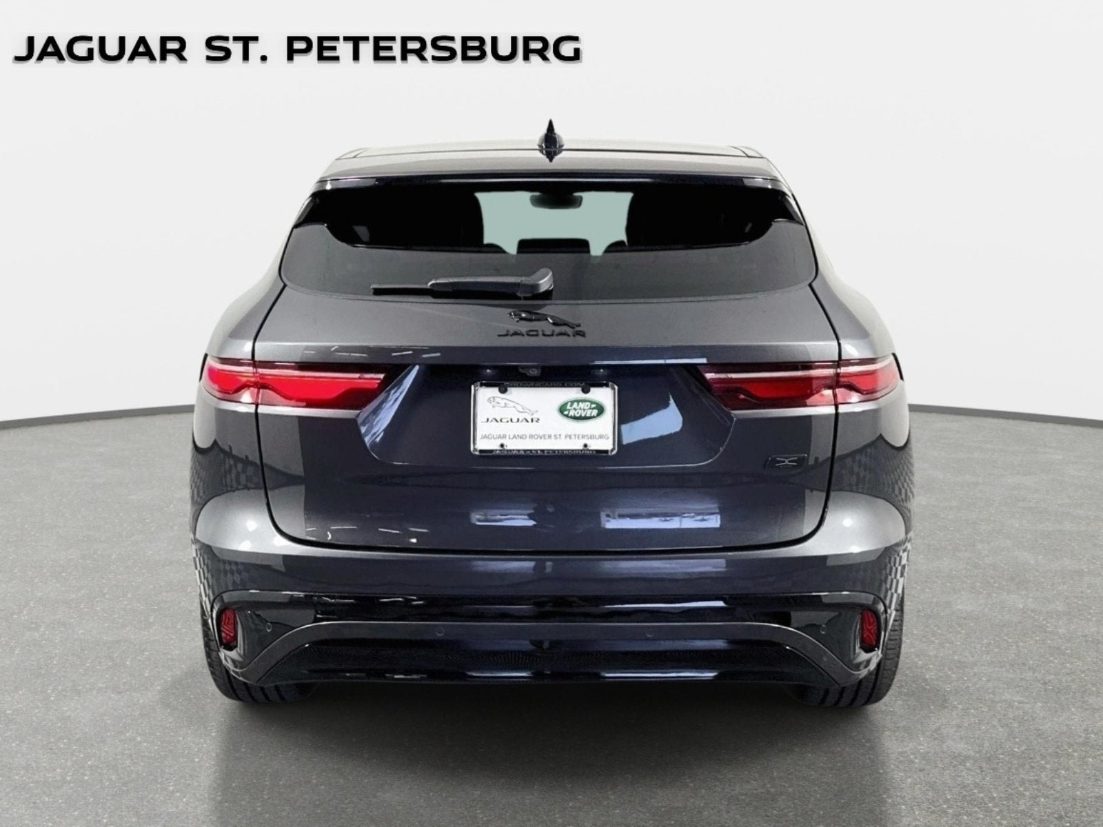 Used 2026 Jaguar F-PACE R-Dynamic S AWD/4WD image 6