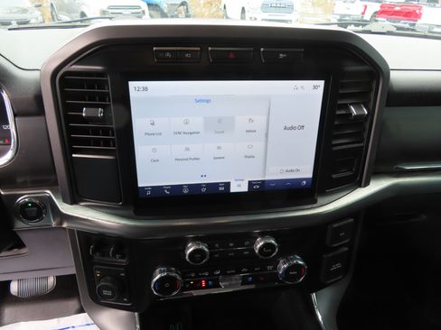 Used 2023 Ford F150 Lariat image 40