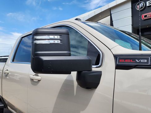 New 2026 GMC Sierra 2500 SLE w/ SLE Value Package; AWD/4WD image 13