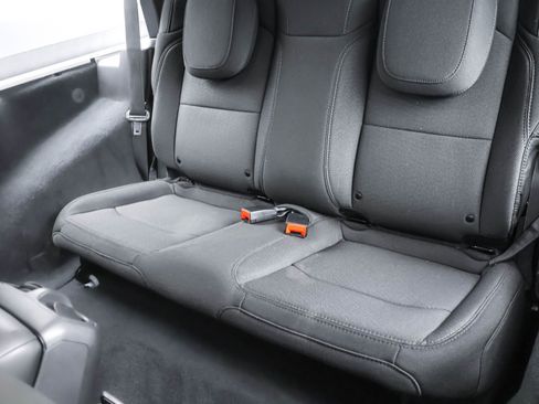 Used 2023 Jeep Wrangler Sport image 24