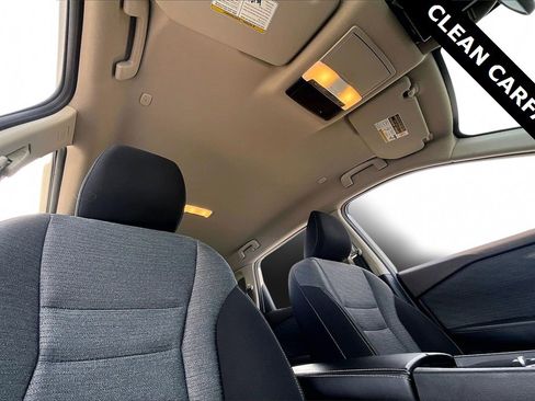 Used 2023 Nissan Rogue SV image 17