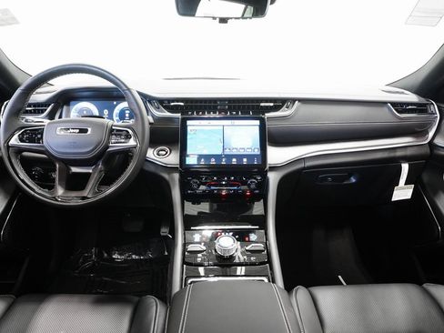 New 2025 Jeep Grand Cherokee L Overland w/ Advanced Protech Group III image 14