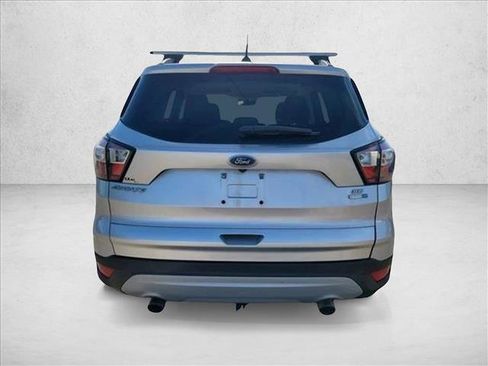 Used 2018 Ford Escape SE image 6
