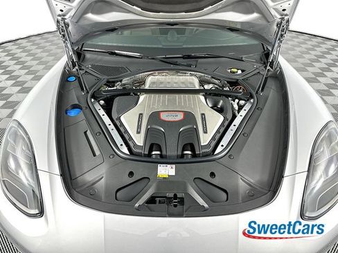 Used 2022 Porsche Panamera GTS image 46