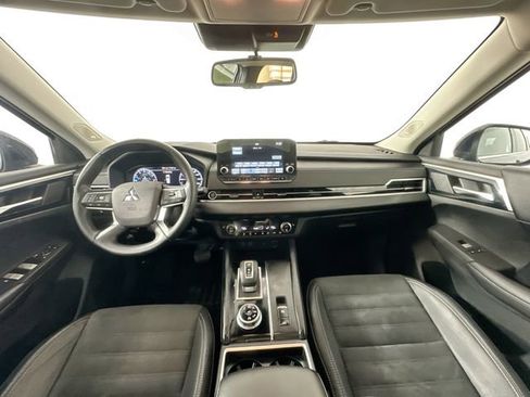 Used 2022 Mitsubishi Outlander SE AWD/4WD image 20
