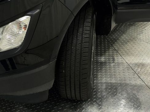 Used 2020 Ford EcoSport S image 34