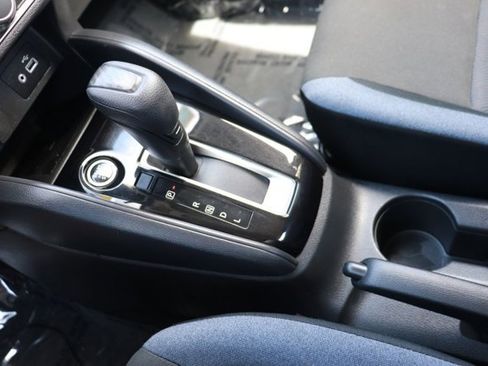 Used 2025 Nissan Versa SV FWD image 16