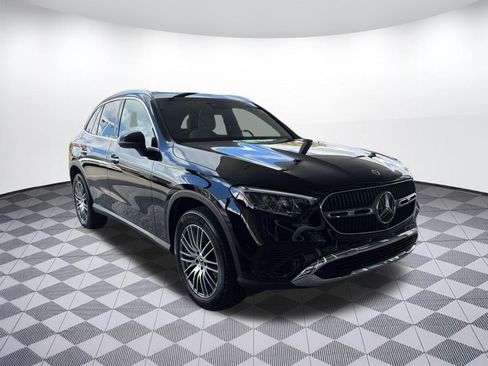 Certified 2026 Mercedes-Benz GLC 300 image 7