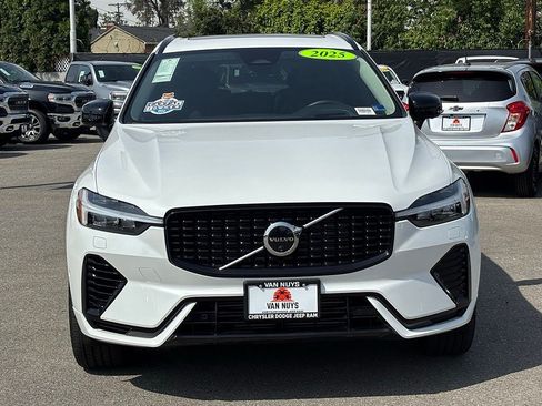 Used 2025 Volvo XC60 T8 Ultra w/ Protection Package Premier AWD/4WD image 6