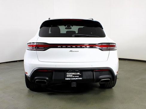 Used 2025 Porsche Macan image 6