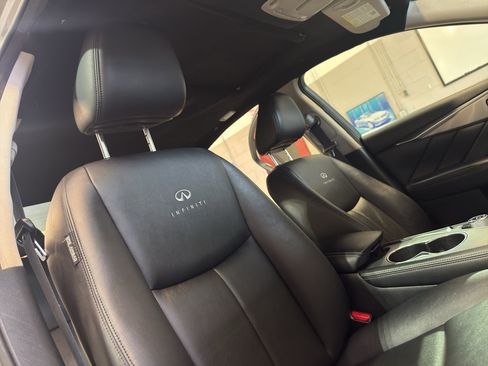 Used 2014 INFINITI Q50 Premium w/ Navigation Package AWD/4WD image 23