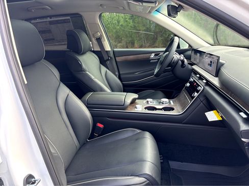 New 2026 Genesis GV80 2.5T Advanced image 25