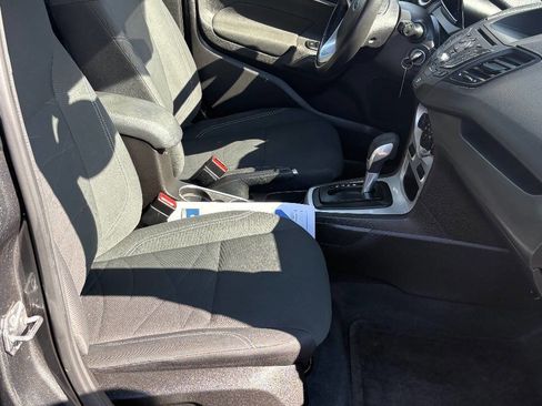 Used 2016 Ford Fiesta SE w/ SE Black Package image 28