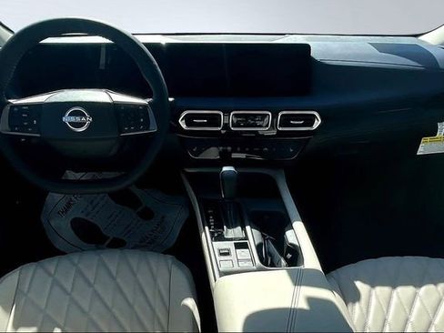 New 2026 Nissan Sentra SL image 5