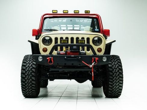 Used 2010 Jeep Wrangler Rubicon w/ PWR Convenience Group image 6