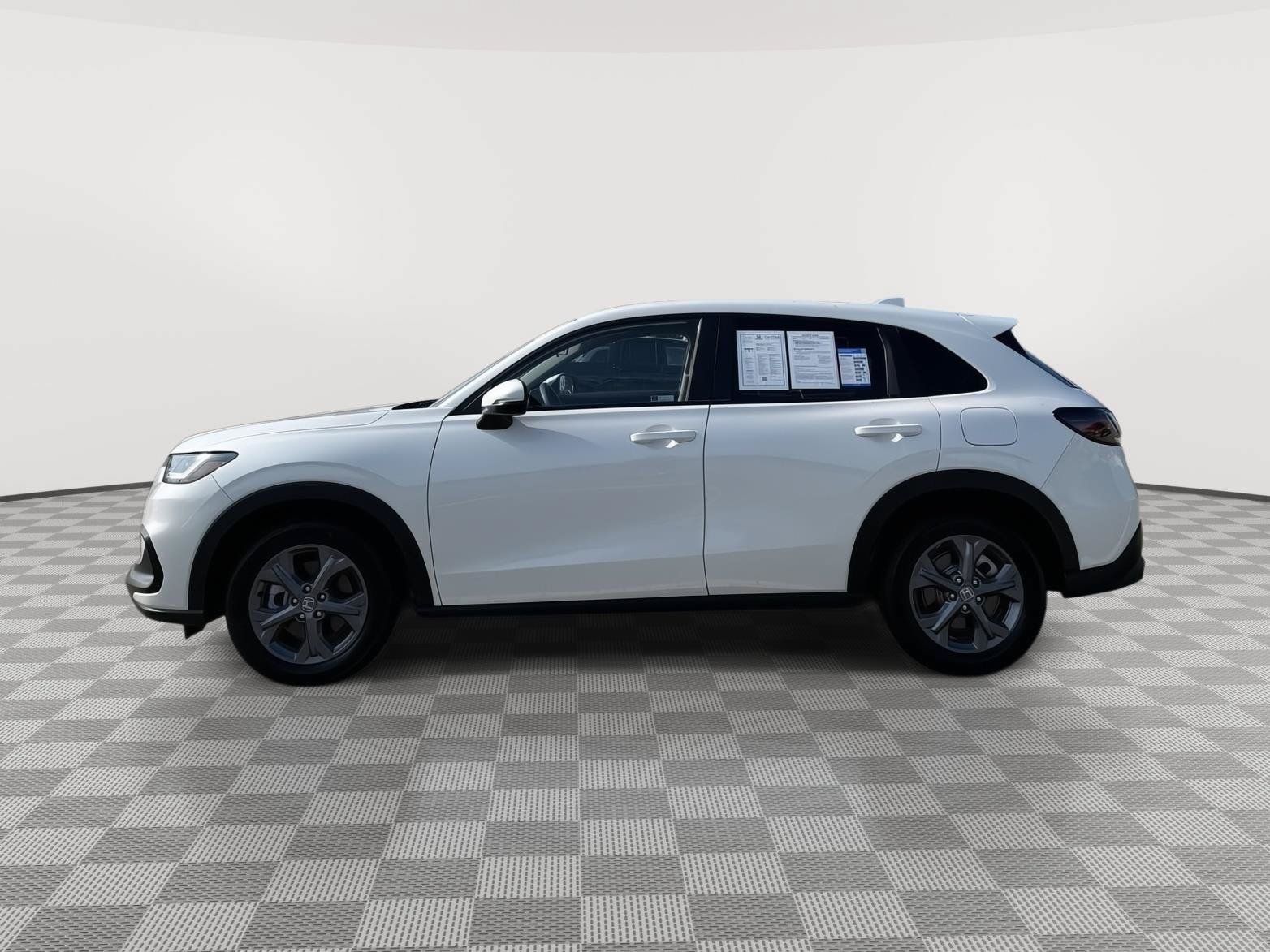 Certified 2026 Honda HR-V LX image 3