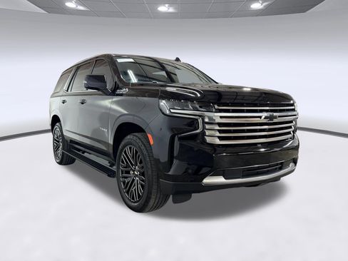 Used 2021 Chevrolet Tahoe High Country w/ Premium Package AWD/4WD image 21