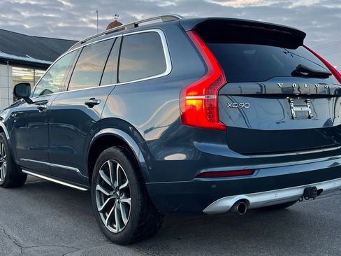 Used 2018 Volvo XC90 T5 Momentum w/ Convenience Package image 5