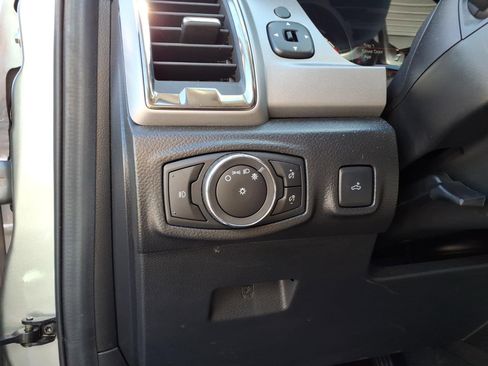 Used 2023 Ford Ranger XLT w/ Equipment Group 302A High AWD/4WD image 19