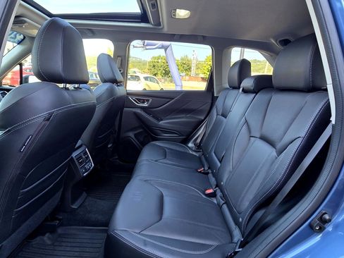 Used 2020 Subaru Forester Touring image 12