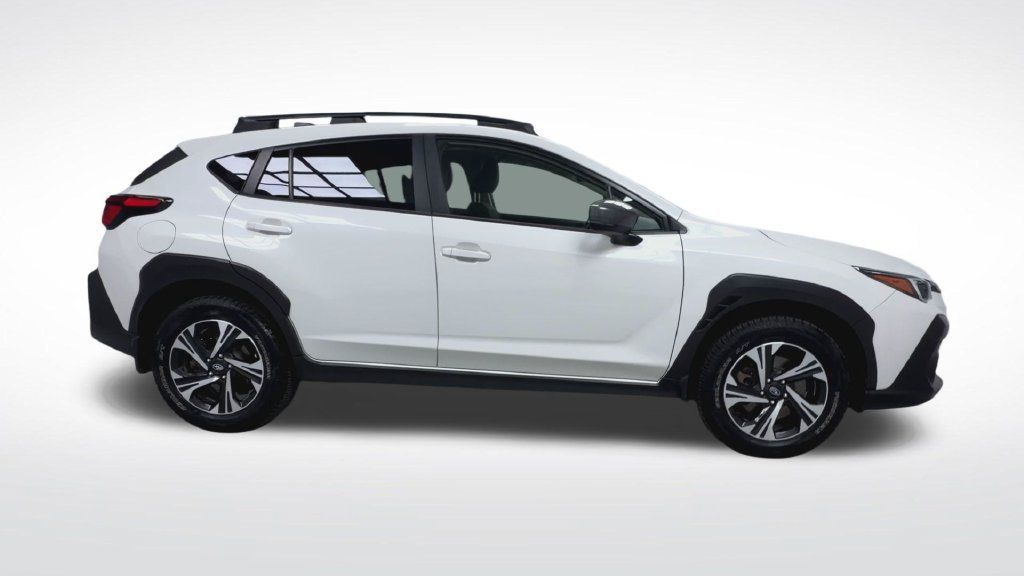 Used 2024 Subaru Crosstrek 2.0i Premium AWD/4WD image 22