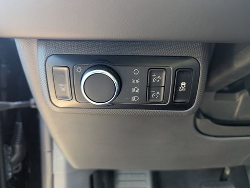 Used 2025 Ford Mustang Mach-E Premium image 16