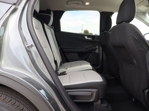 Used 2023 Ford Escape Active w/ Tech Pack #2 image 12