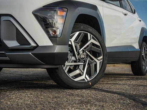 New 2026 Hyundai Kona SEL Premium image 6