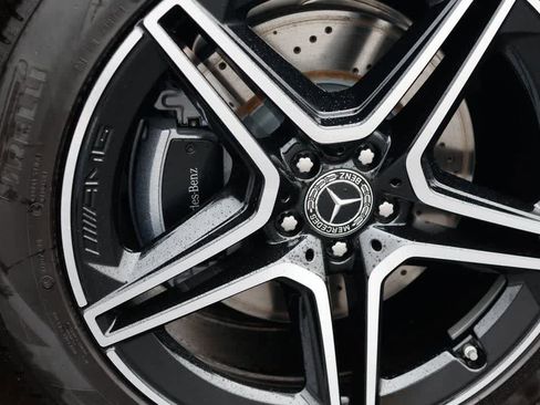 Used 2026 Mercedes-Benz GLS 450 4MATIC image 33