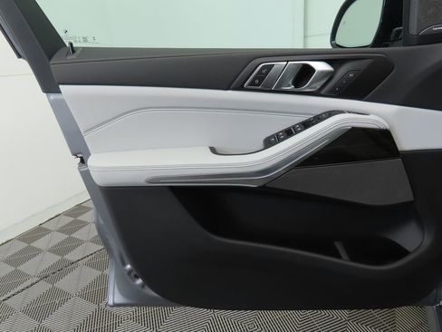 New 2026 BMW X5 sDrive40i w/ M Sport Package image 24