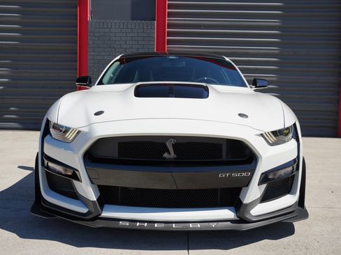 Used 2021 Ford Mustang Shelby GT500 w/ Carbon Fiber Track Pack image 3