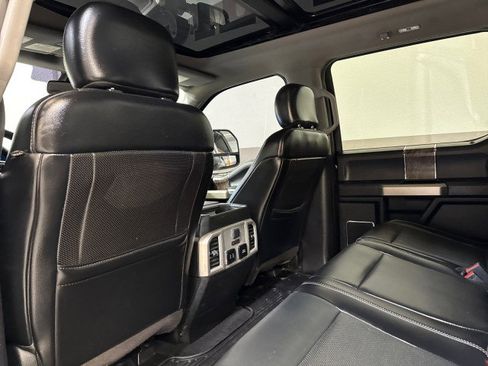 Used 2019 Ford F250 Lariat w/ Lariat Ultimate Package image 39