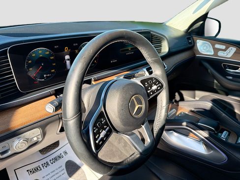 Used 2020 Mercedes-Benz GLS 450 4MATIC image 10